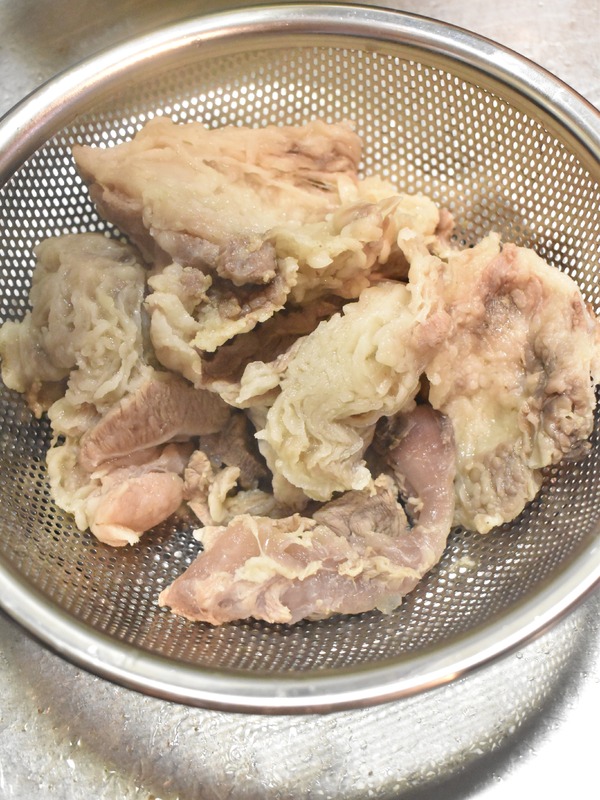 牛ネックの味噌煮 (4)