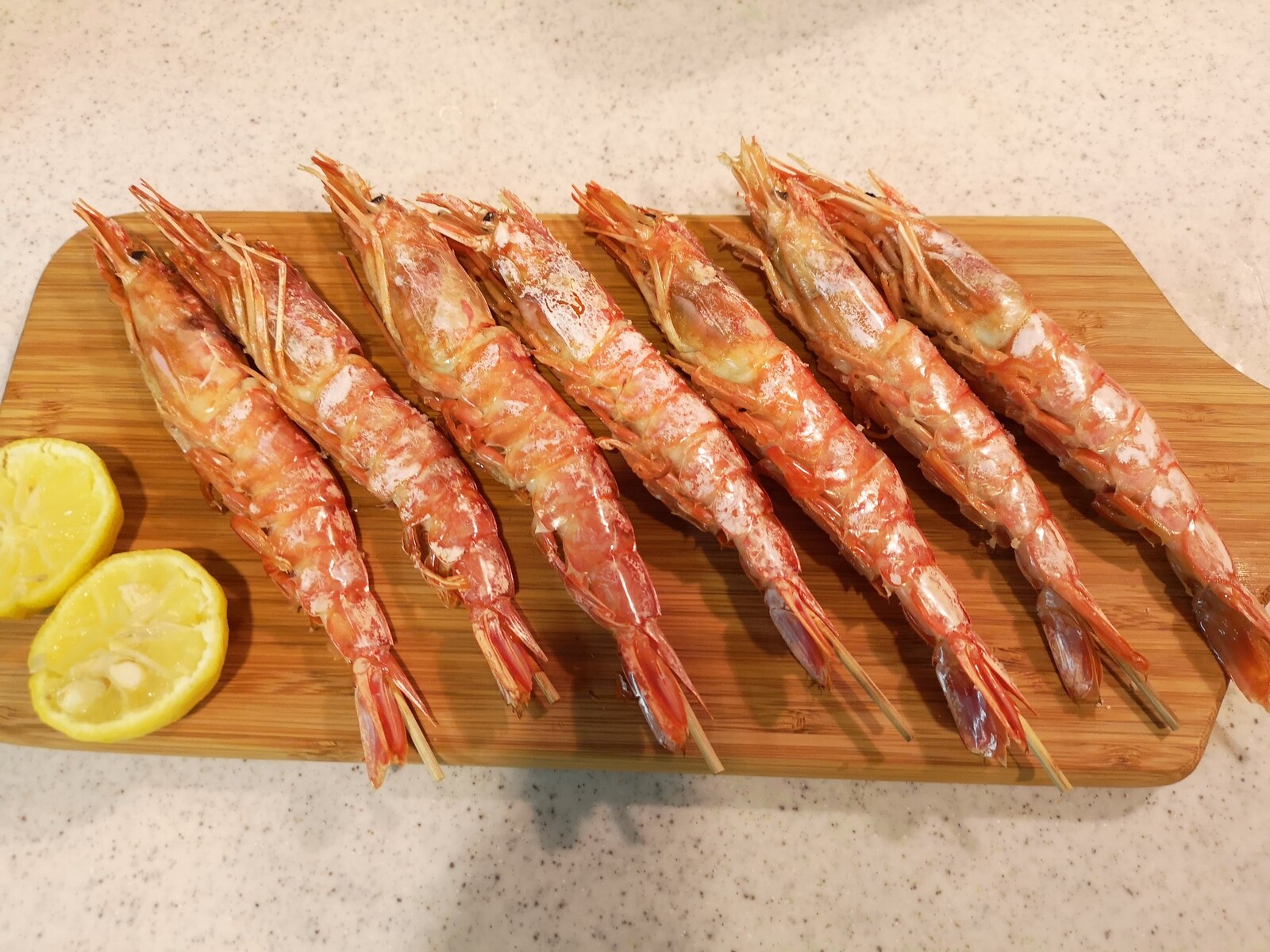串に刺して見栄え良く 赤エビの塩焼き 気まま料理で レシピとか Powered By ライブドアブログ 串に刺して見栄え良く 赤エビの塩焼き 気まま料理で レシピとか Powered By ライブドアブログ