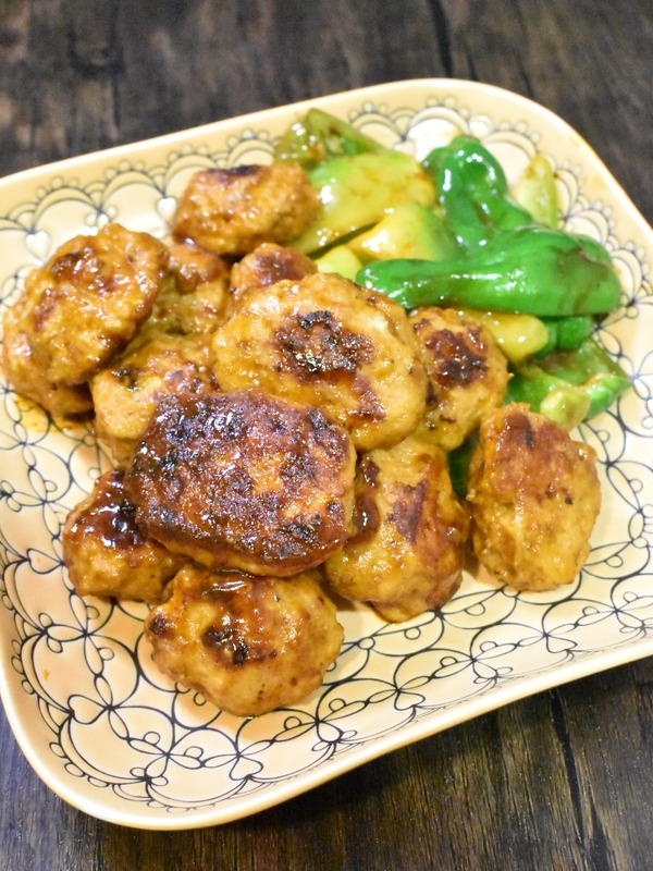 ひとくち煮込み鶏ハンバーグ (8)