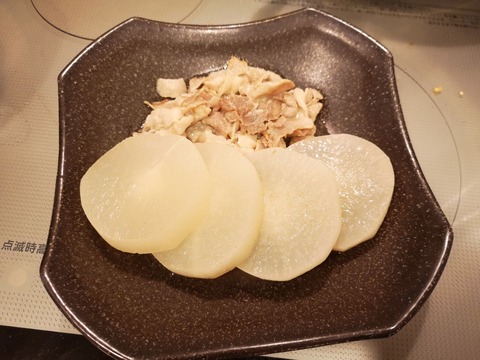 大根の豚肉のレモン煮 (9)