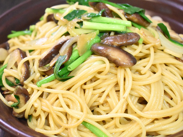 椎茸のバタ醤油パスタ (1)