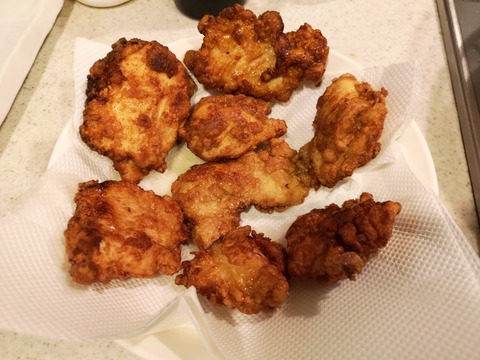 鶏むね肉の大判唐揚 (7)
