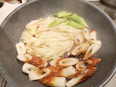 ちくわとエノキのバター焼き (5)