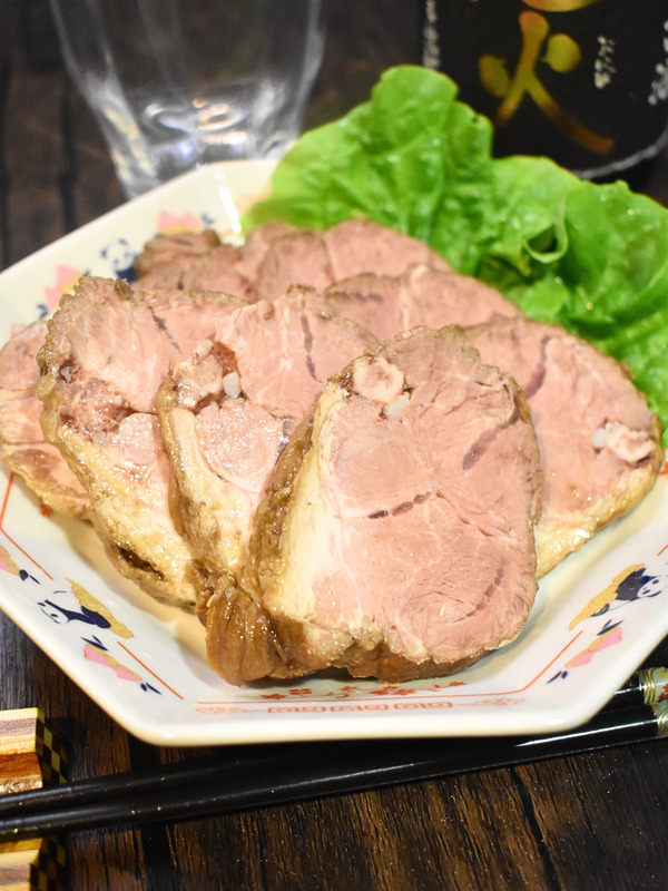 豚うで肉の煮豚 (2)