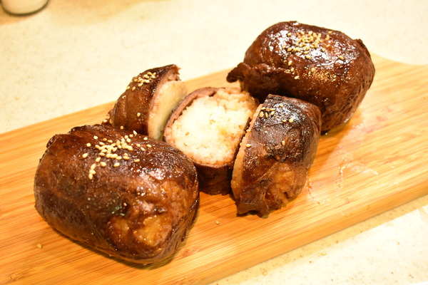 肉巻きおにぎり (7)