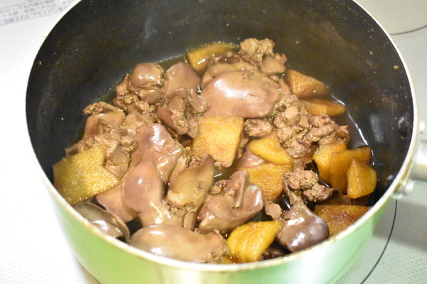 鶏レバーのリンゴ煮 (6)