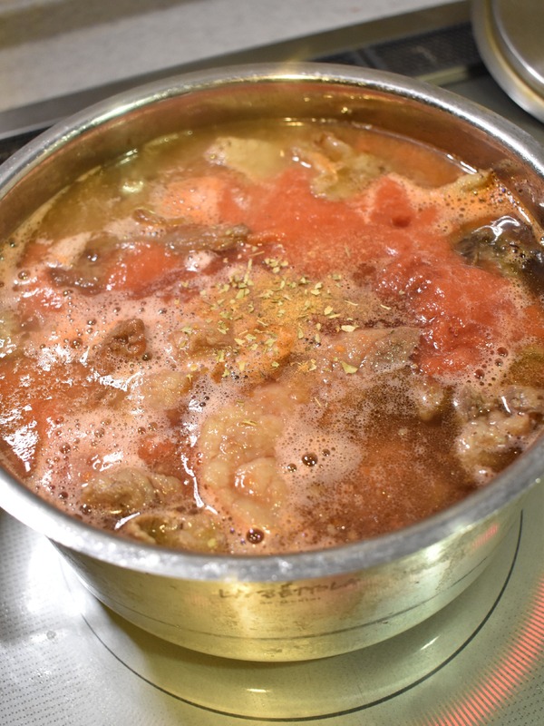 神戸牛すじの赤ワイン煮込み (8)