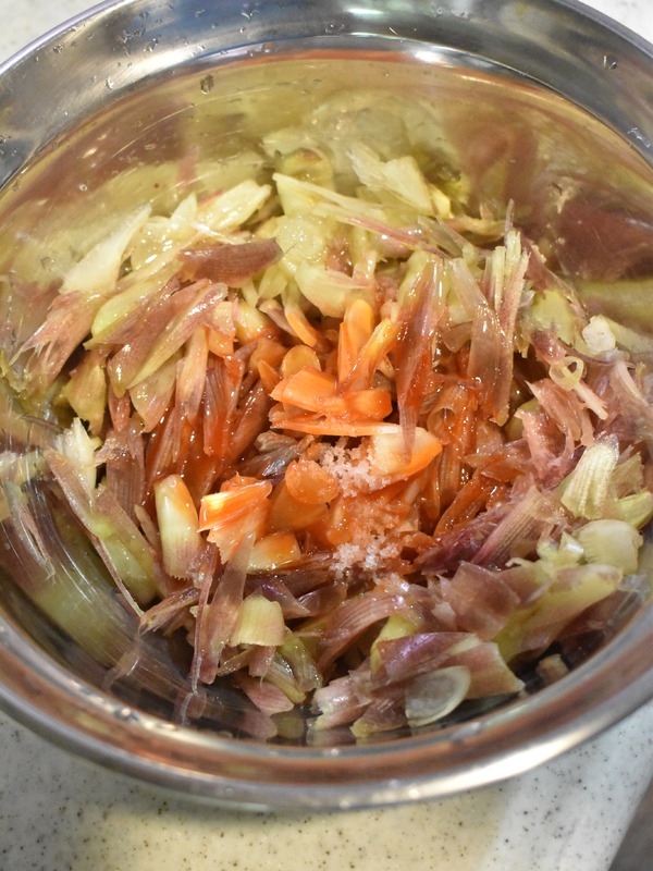 みょうがのペッパーソース和え (3)