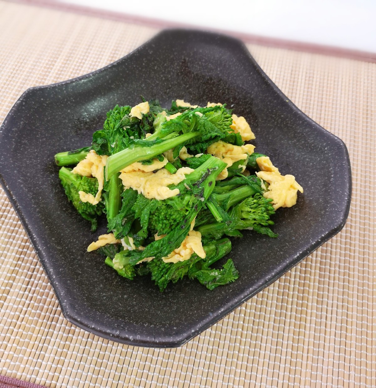 味付けは塩だけ 菜の花と玉子の塩炒め 気まま料理で レシピとか Powered By ライブドアブログ