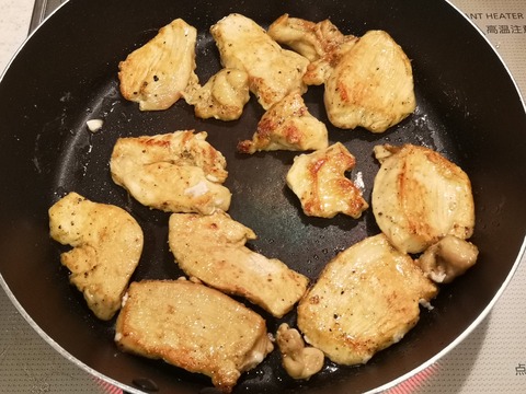 鶏むね肉のにんにく焼き (6)