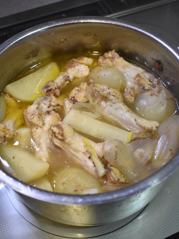 鶏手羽元の納豆のタレ煮 (8)