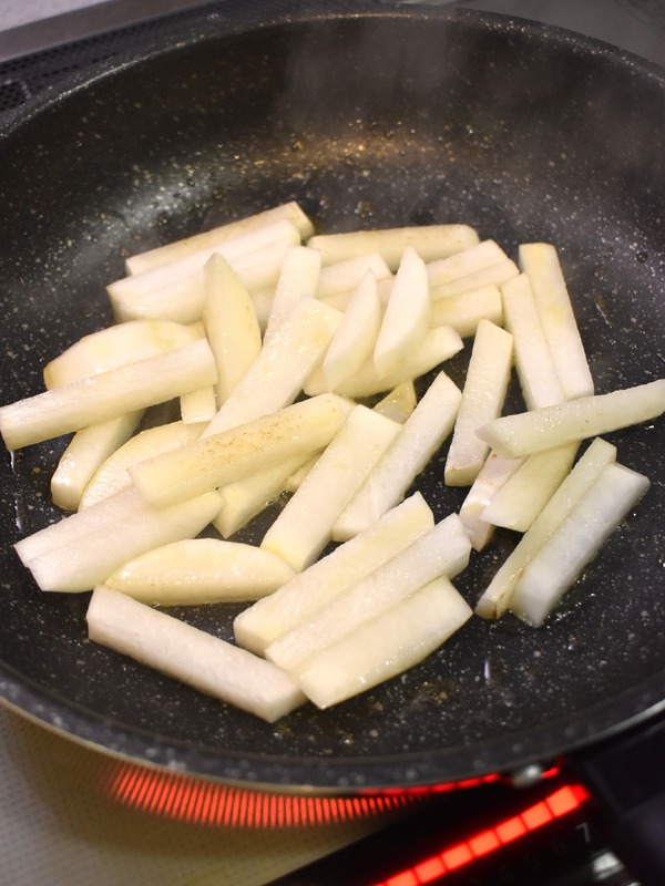 大根と玉ねぎのにんにく醤油炒め (3)