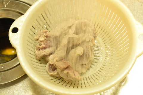 豚すじ肉と大根 (5)