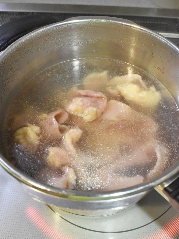 鶏皮の唐揚げ (3)