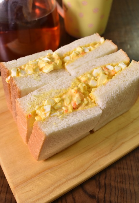 カレー玉子サンド (1)