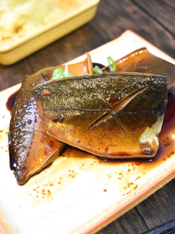 鯖の黒煮 (2)