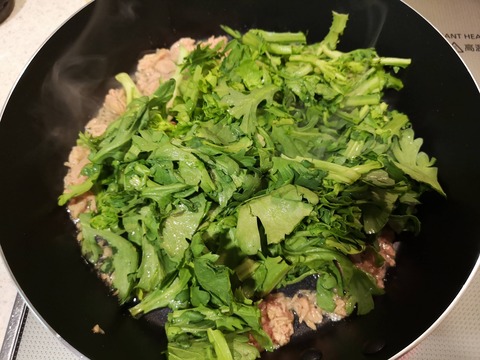 春菊とツナの甘辛炒め (4)