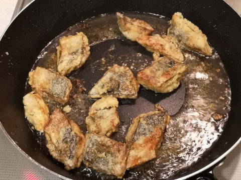 鯖のカレー揚げ (6)