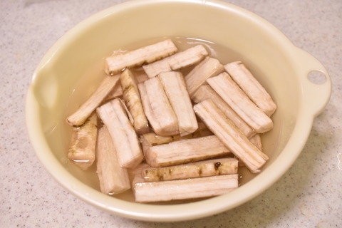 ごぼうとニラのさっぱり炒め (3)
