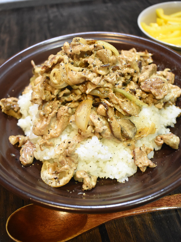 クリーミー豚丼 (2)