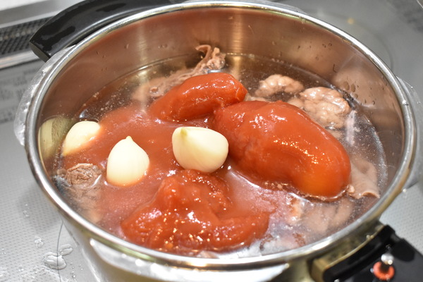 牛すじのトマト煮込み (5)