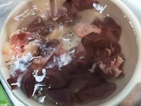 鶏レバーの唐揚 (3)
