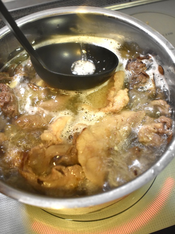 神戸牛すじの赤ワイン煮込み (7)