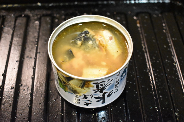 鯖缶のラム酒焼き (3)