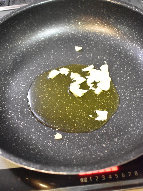 パセリのオイルパスタ (3)