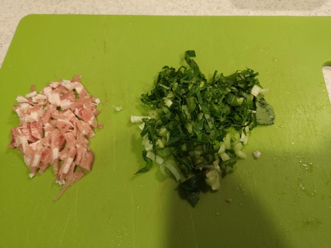 小松菜と豚肉の変わりおにぎり (2)