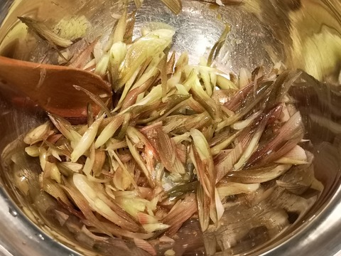 ミョウガの味噌和え (5)