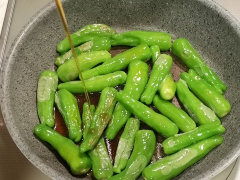 しし唐のすっぱい炒め (4)