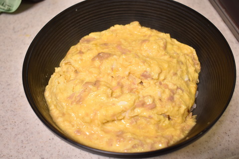 ツナマヨ玉子丼 (5)