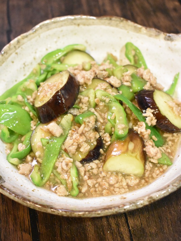 茄子とピーマンのそぼろ炒め (6)