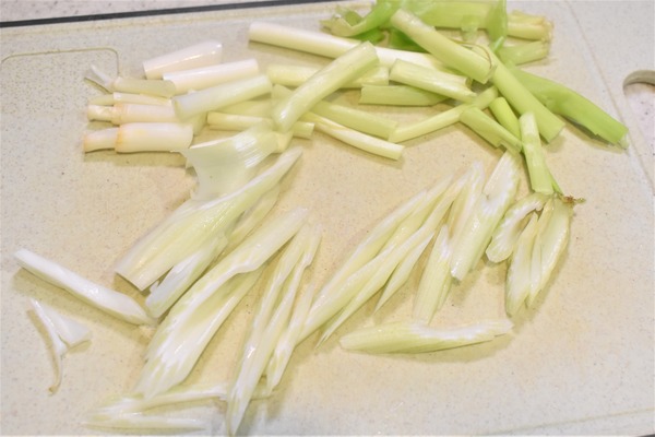 豚肉の香味野菜巻き (3)