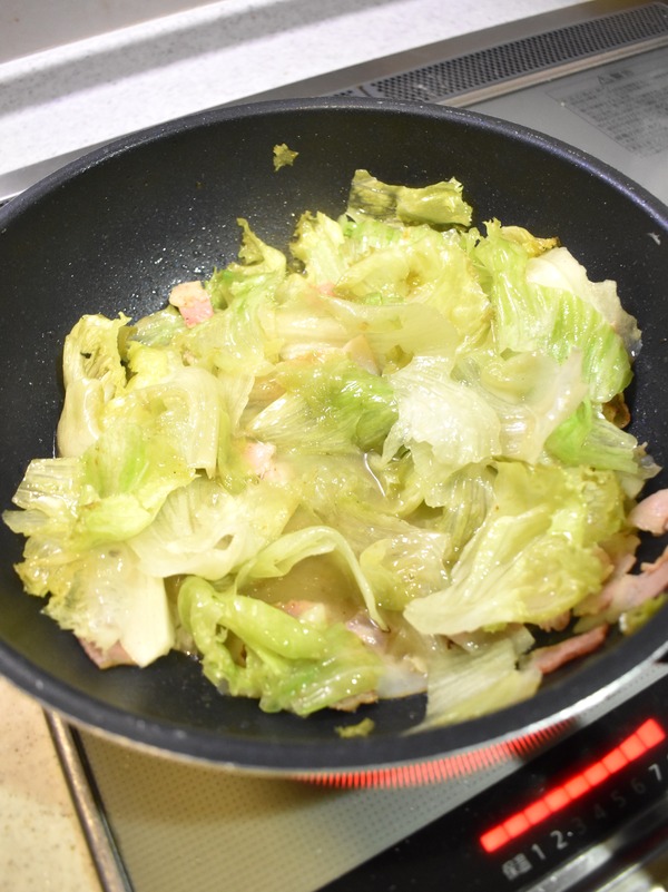 レタスとベーコンの中華丼 (5)