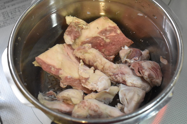 黒毛和牛すじ煮 (4)
