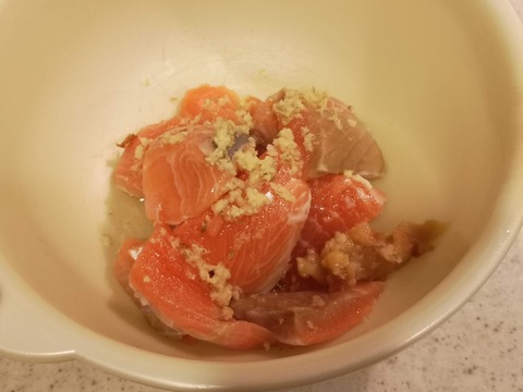 鮭の味噌唐揚 (3)