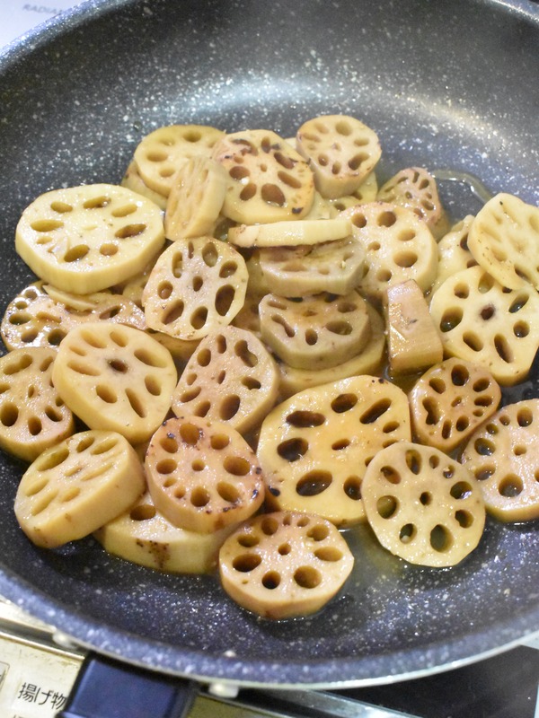 れんこんのにんにく醤油煮込み (5)