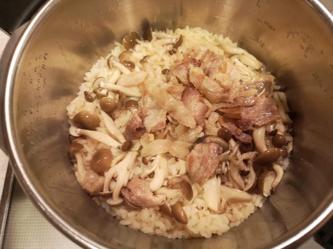 豚肉としめじの炊き込みご飯 (6)