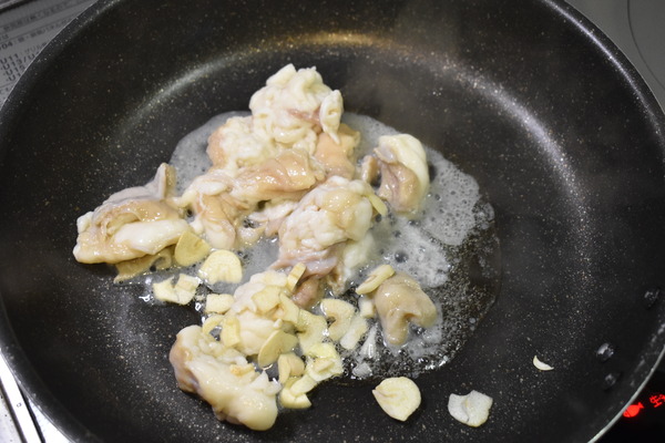 ホルモン味噌炒め (3)