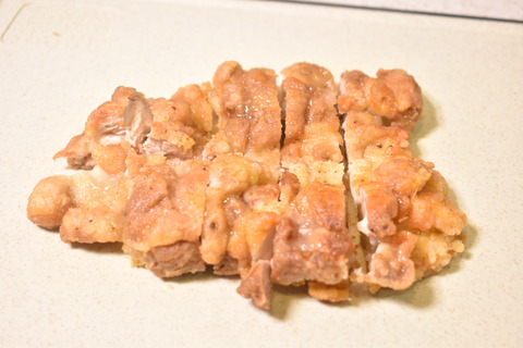 鶏もも肉の一枚揚げねぎソース (7)