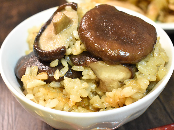 ゴロゴロ椎茸の炊き込みご飯 (1)