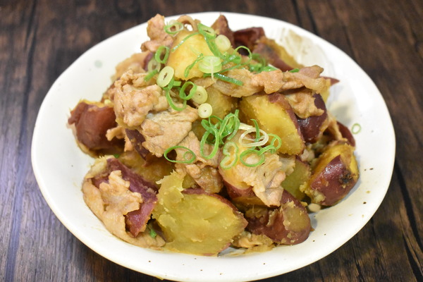 さつま芋と豚肉の醤油炒め (7)