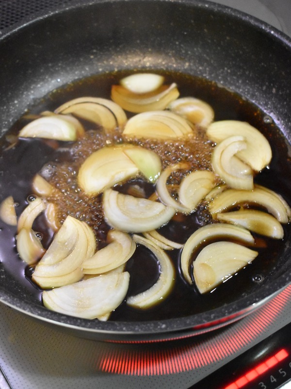 豚肉唐揚げ卵とじ丼 (6)