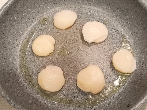 ホタテとほうれん草のクリームパスタ (3)