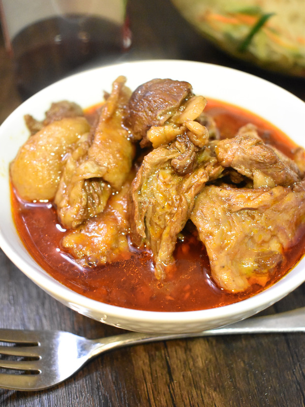 神戸牛すじの赤ワイン煮込み (2)