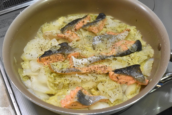 鮭と白菜の白ワイン蒸し (5)