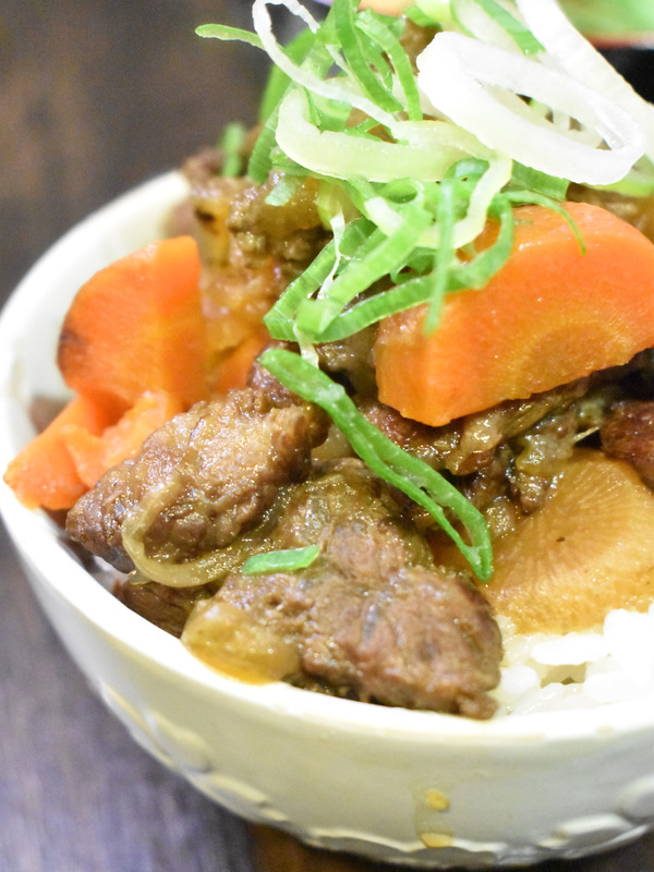 野菜ごろごろ牛丼 (1)
