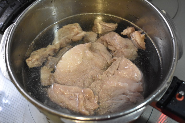黒毛和牛すじ煮 (6)